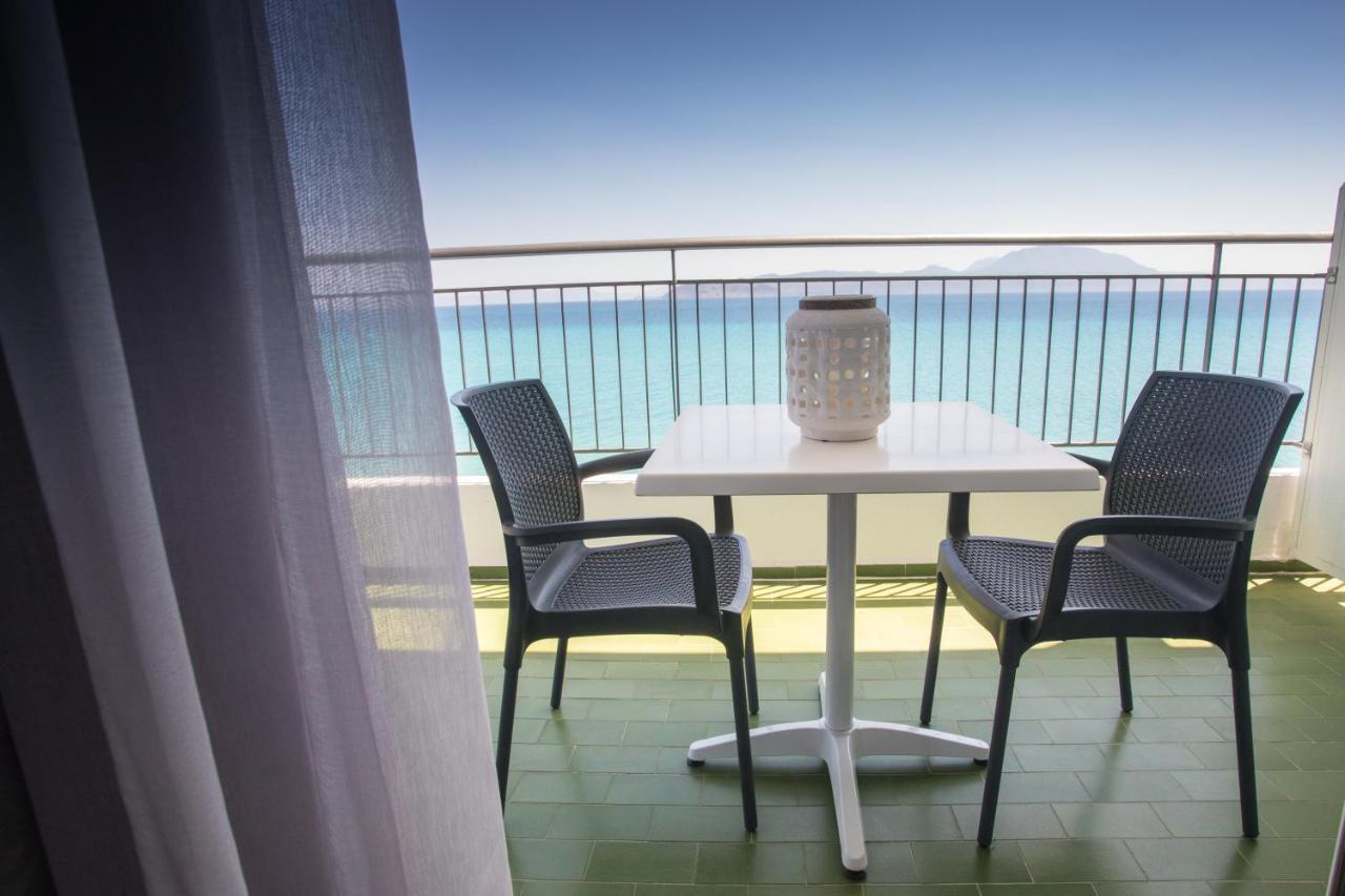 Marzi Boutique Hotel Nerantza Bagian luar foto