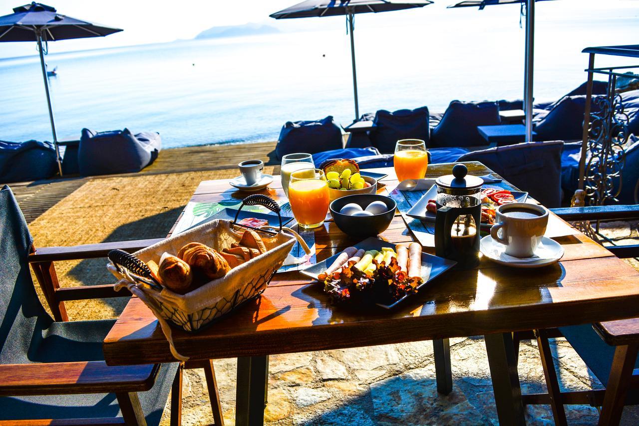 Marzi Boutique Hotel Nerantza Bagian luar foto